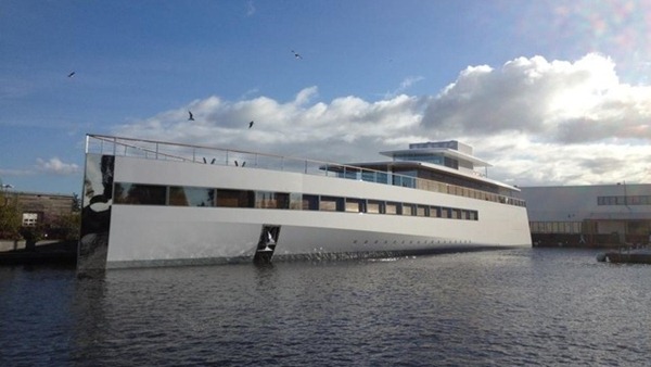 Steve Jobs Luxury Yacht